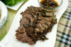 酱驴肉的做法：香料与驴肉的完美结合