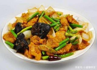 山西过油肉制作大揭秘：一道美味的家常菜