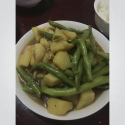 芸豆炖土豆：家常美味，轻松烹饪！