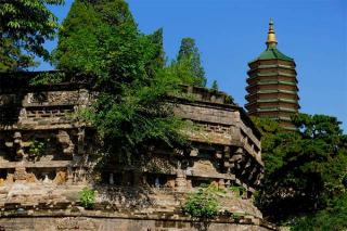 灵源寺：千年古刹的历史文化与神奇之美