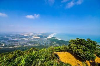 铜鼓岭：海南旅游的新名片，自然与文化的交融舞台