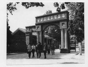 天津外国语大学：培养国际视野与人文情怀的学府