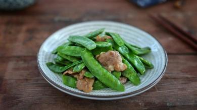 荷兰豆炒肉：家常美味，轻松上手