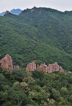 大黑山：辽南胜景，古迹与自然共舞的旅游胜地