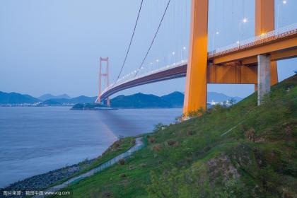 探秘舟山跨海大桥：世界之最的壮丽景观与便捷交通