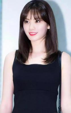 林珍娜Nana整容前后对比：从韩国女生到全球美女