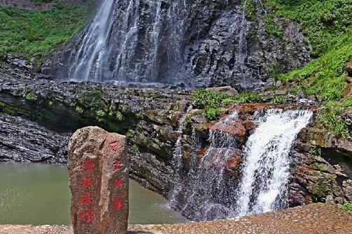 寻梦谷：探访闽南第一瀑布群的生态旅游胜地