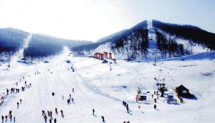 北京渔阳国际滑雪场：综合性滑雪旅游胜地，享受无限乐趣