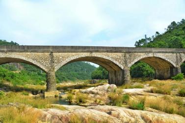 台山大隆洞风景区：山水间的千岛湖，宁静心灵的世外桃源