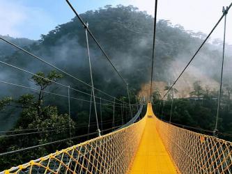 黄金沟生态旅游风景区：探险与自然风光的完美结合